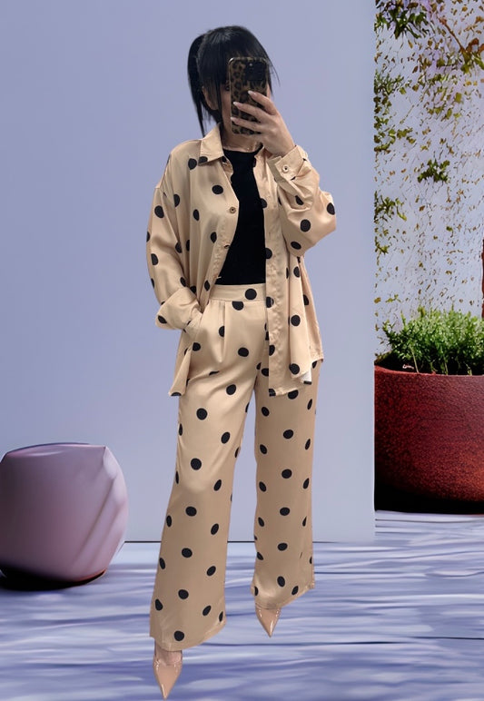 Conjunto Lunares satinado